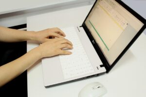 未経験からの転職を考える20代の相談先は？