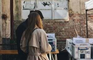 彼女が転職に反対する理由とその解決策は？