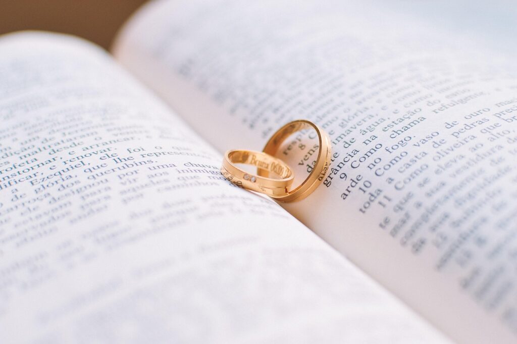 転職と結婚のタイミングを見極めるためのポイントは？
