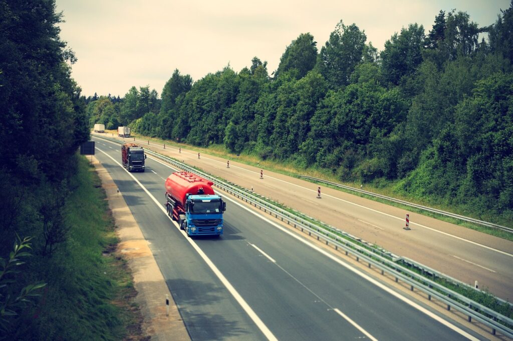 トラック運転手から転職する際に考慮すべきポイントは？