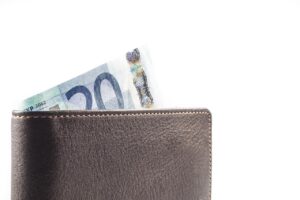 20代未経験でもシフトなしでできる仕事はどこにある？
